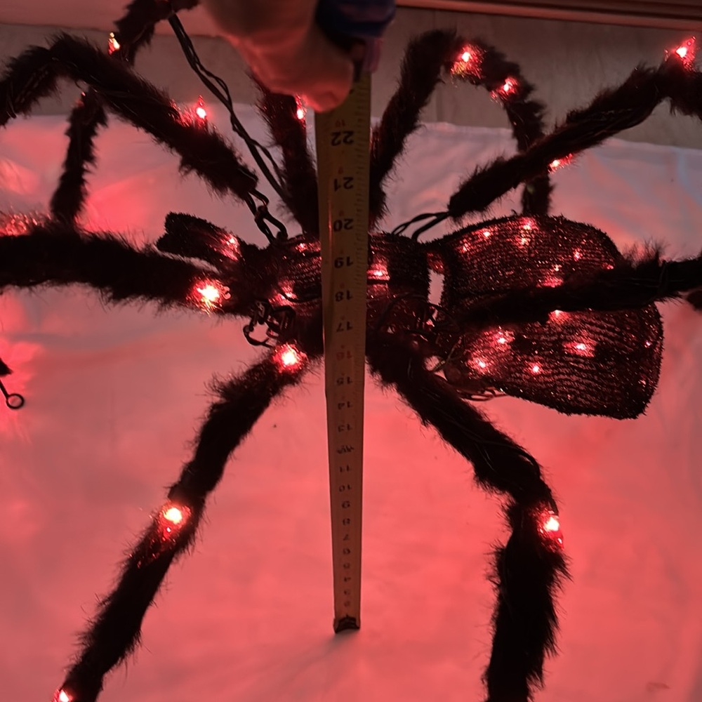 Slightly Used Light-Up Large Spider Halloween Outdoor Indoor Decoration Pink lit - Picture 7 of 11